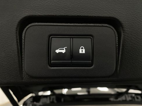 Certified 2023 Nissan Rogue SL w/ SL Premium Package AWD/4WD image 6