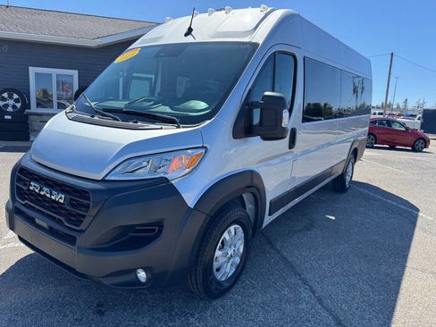 Used 2023 RAM ProMaster 3500 w/ Premium Convenience Group B image 9