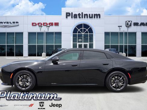 Used 2026 Dodge Charger Scat Pack AWD/4WD image 3