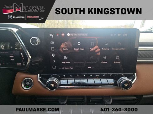 Used 2023 GMC Canyon AT4 w/ AT4 Premium Package AWD/4WD image 11