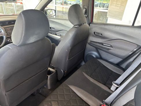 Used 2018 Nissan Kicks SV FWD image 22