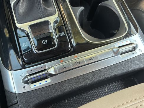 Used 2022 Kia Carnival SX Prestige FWD image 40