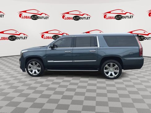 Used 2019 Cadillac Escalade ESV Luxury AWD/4WD image 5