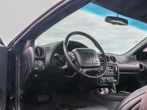 Used 2001 Pontiac Firebird Trans Am image 23