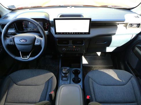 Used 2025 Ford Maverick XLT w/ XLT Luxury Package AWD/4WD image 19