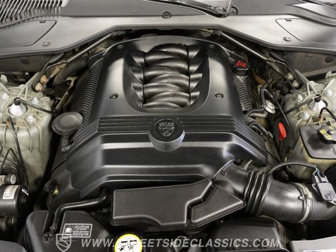 Used 2004 Jaguar XJ8 image 34