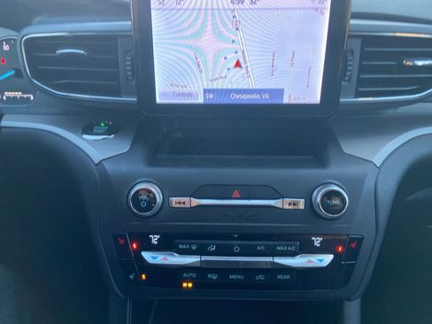 Used 2020 Ford Explorer XLT w/ Equipment Group 202A image 24