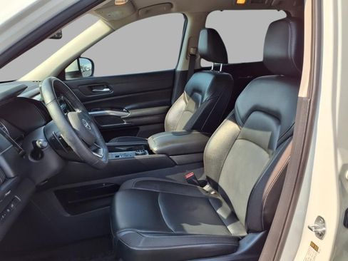 Used 2022 Nissan Pathfinder SL image 21