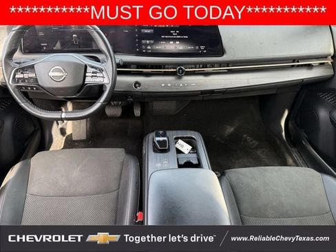 Used 2023 Nissan Ariya AWD image 11