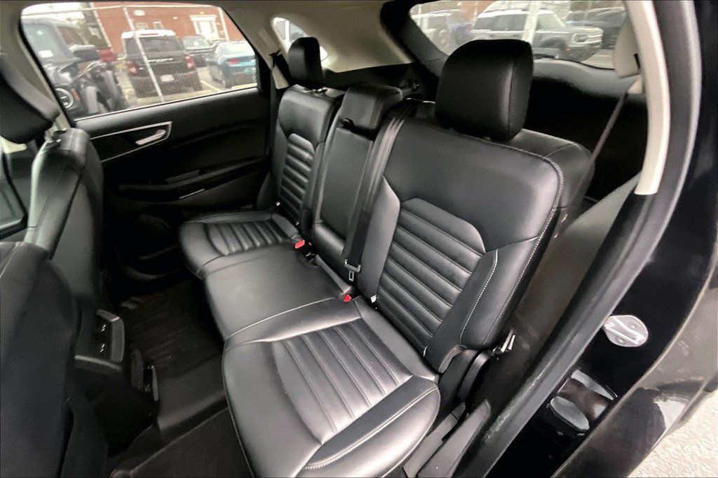Used 2022 Ford Edge SEL w/ Convenience Package AWD/4WD image 25