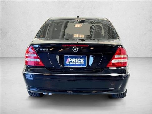 Used 2006 Mercedes-Benz C 350 Sedan image 6