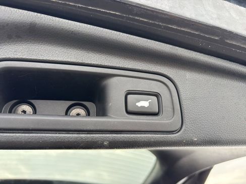 Used 2022 Honda Pilot Special Edition image 11