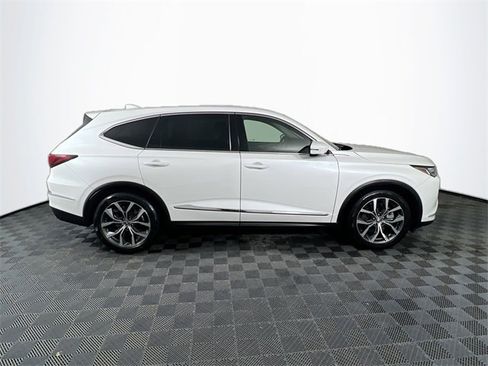 Used 2022 Acura MDX SH-AWD w/ Technology Package image 7