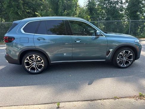 Certified 2026 BMW X5 xDrive50e w/ Climate Comfort Package AWD/4WD image 12