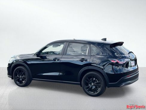 Used 2026 Honda HR-V Sport image 4
