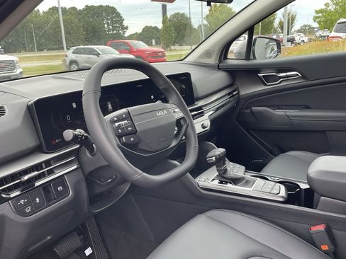 New 2026 Kia Sportage SX image 11
