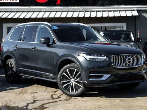 Used 2022 Volvo XC90 T8 Inscription Expression image 9