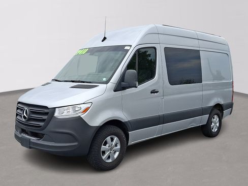 Used 2023 Mercedes-Benz Sprinter 2500 image 1