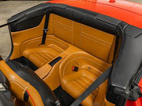Used 2015 Ferrari California T RWD image 66