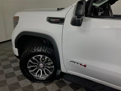 Used 2022 GMC Sierra 1500 AT4 w/ AT4 Premium Package AWD/4WD image 41