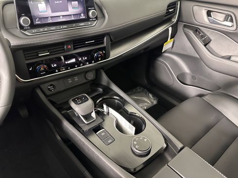 New 2026 Nissan Rogue SV w/ SV Premium Package image 22