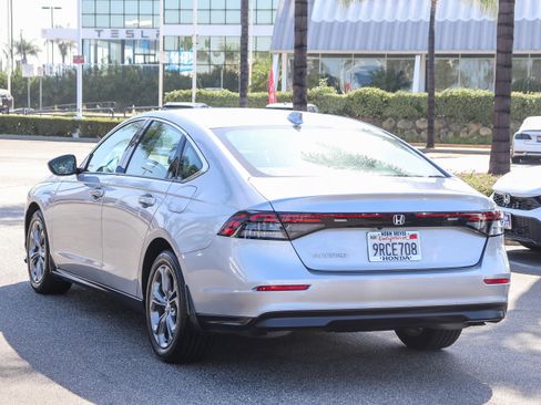 Certified 2024 Honda Accord EX image 13