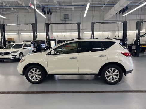 Used 2014 Nissan Murano SL w/ Navigation Package AWD/4WD image 6