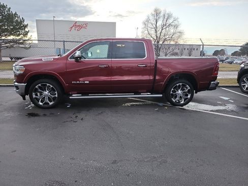 Used 2022 RAM 1500 Limited w/ Cold Weather Group image 2
