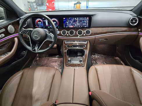 Used 2022 Mercedes-Benz E 450 4MATIC Sedan image 33