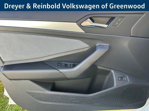 New 2026 Volkswagen Jetta SE image 25