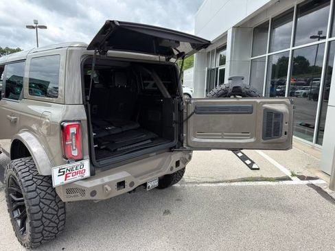 Used 2025 Ford Bronco Outer Banks AWD/4WD image 48