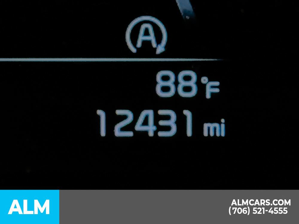 Used 2025 Kia Soul LX w/ LX Technology Package FWD image 16