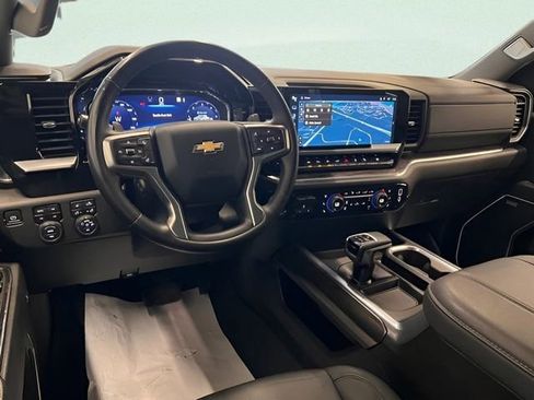 Used 2023 Chevrolet Silverado 1500 LTZ AWD/4WD image 21