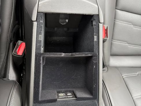 Used 2025 Cadillac XT6 Sport w/ Platinum Package image 15