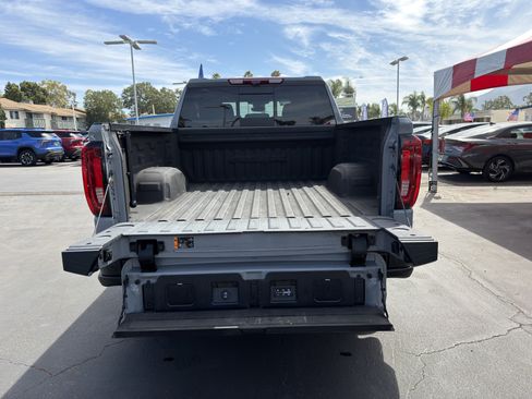 Used 2024 GMC Sierra 1500 AT4X w/ AT4X AEV Edition AWD/4WD image 18