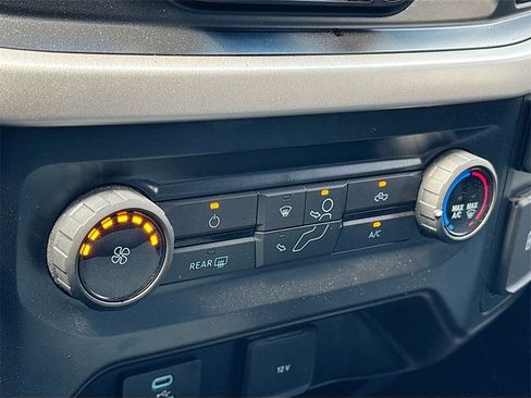 Used 2021 Ford F150 XLT image 15