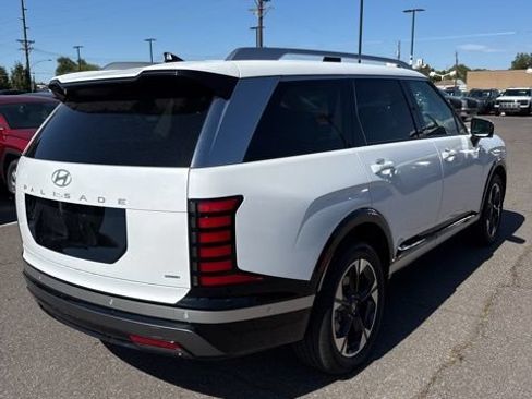 Used 2026 Hyundai Palisade Limited AWD/4WD image 5