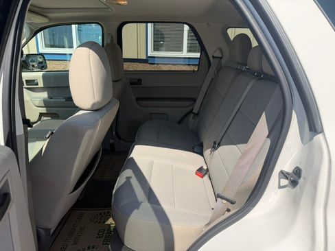 Used 2012 Ford Escape XLT AWD/4WD image 23