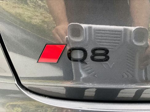 Certified 2025 Audi Q8 Prestige w/ Prestige Package AWD/4WD image 32
