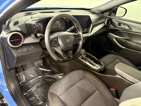 Used 2024 Chevrolet Trax RS image 19