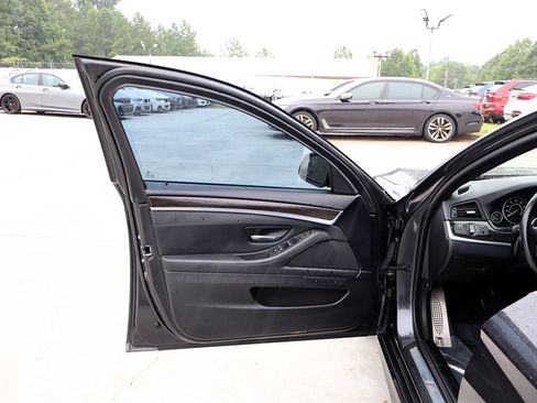 Used 2013 BMW 550i Sedan RWD image 34