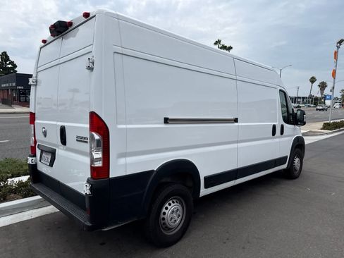 Used 2025 RAM ProMaster 2500 w/ Convenience Group FWD image 13