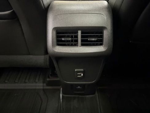 Used 2023 GMC Terrain Denali AWD/4WD image 30
