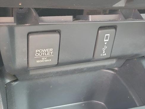 Used 2018 Honda Fit Sport image 10