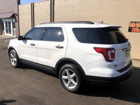 Used 2018 Ford Explorer 4WD image 9