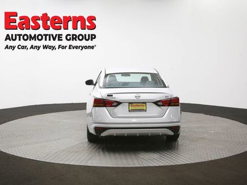 Used 2024 Nissan Altima 2.5 SV image 36