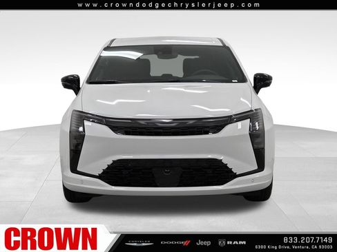 New 2027 Chrysler Pacifica Select FWD image 2