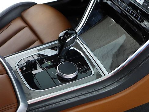 Used 2025 BMW 840i xDrive w/ Driving Assistance Package image 15