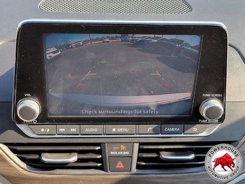 Used 2024 Nissan Altima 2.5 SV image 23