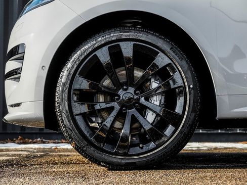 New 2026 Land Rover Range Rover Sport Dynamic SE image 4